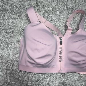 victoria sport padded sports bra